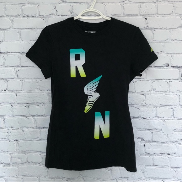 adidas Tops - 💥5 For $25💥 Adidas T-Shirt